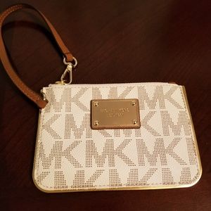 Michael kors wallet/wristlet